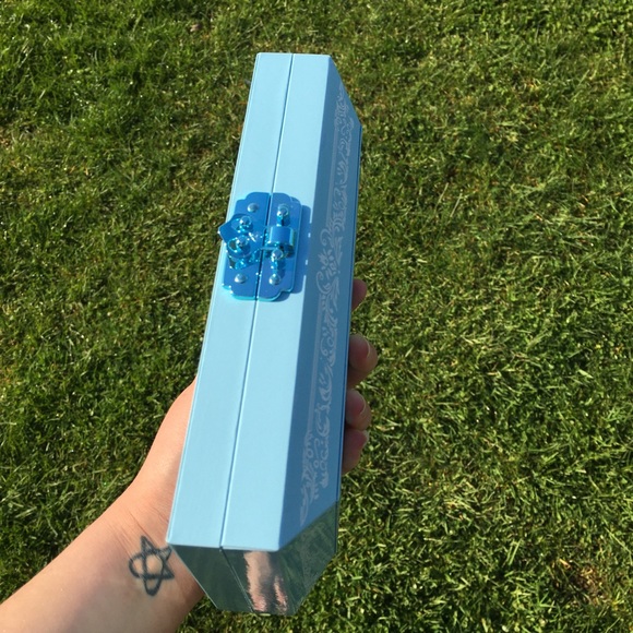 Jeffree star blue blood - Picture 4 of 8